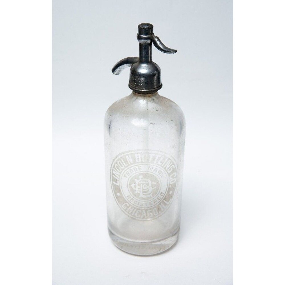 Vintage Lincoln Bottling Co. Seltzer Water Bottle Manhattan Vichy On Lid
